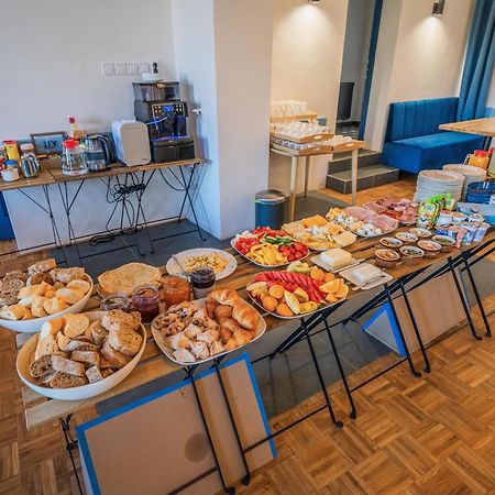Naturalni Vinarstvi Tomas Krizek, Penzion Dvorek Dolní Dunajovice Kültér fotó